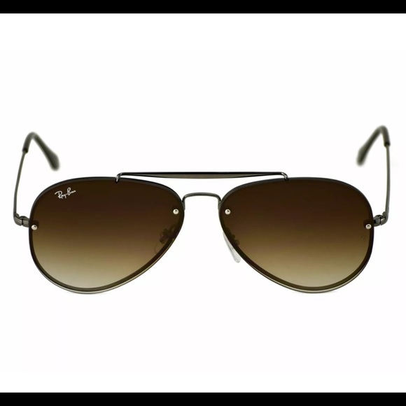Authentic Ray-Ban Classic Aviator NWT Sunglasses main image 4